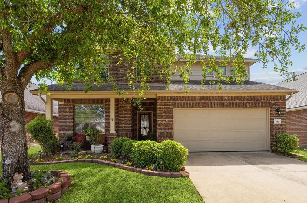 831 Glen Abbey Dr, Katy, TX 77494