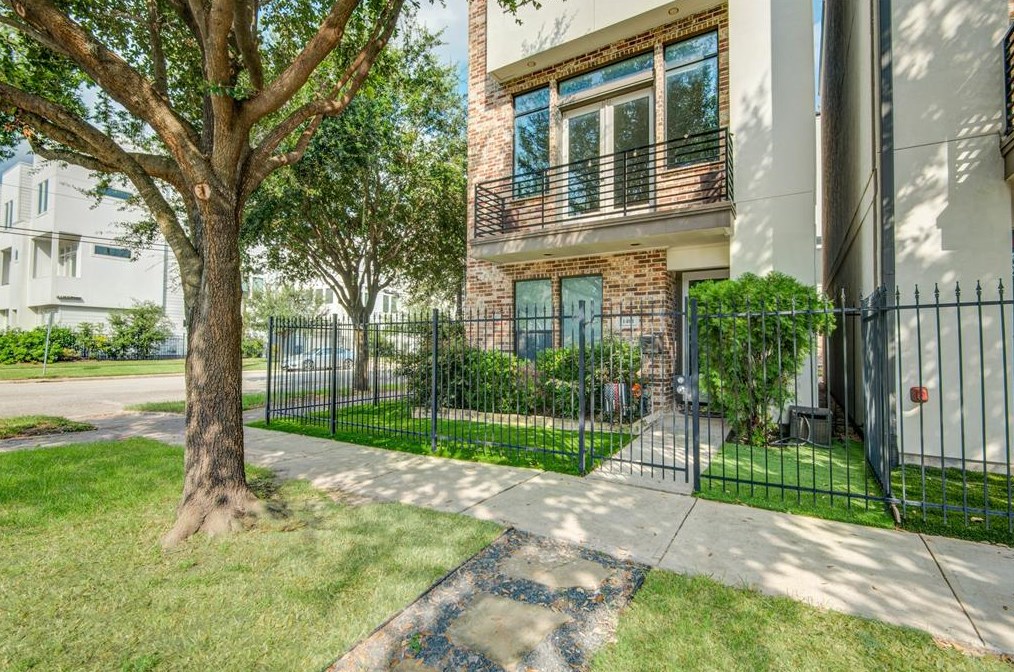 1401 Nagle St, Houston, TX 77003