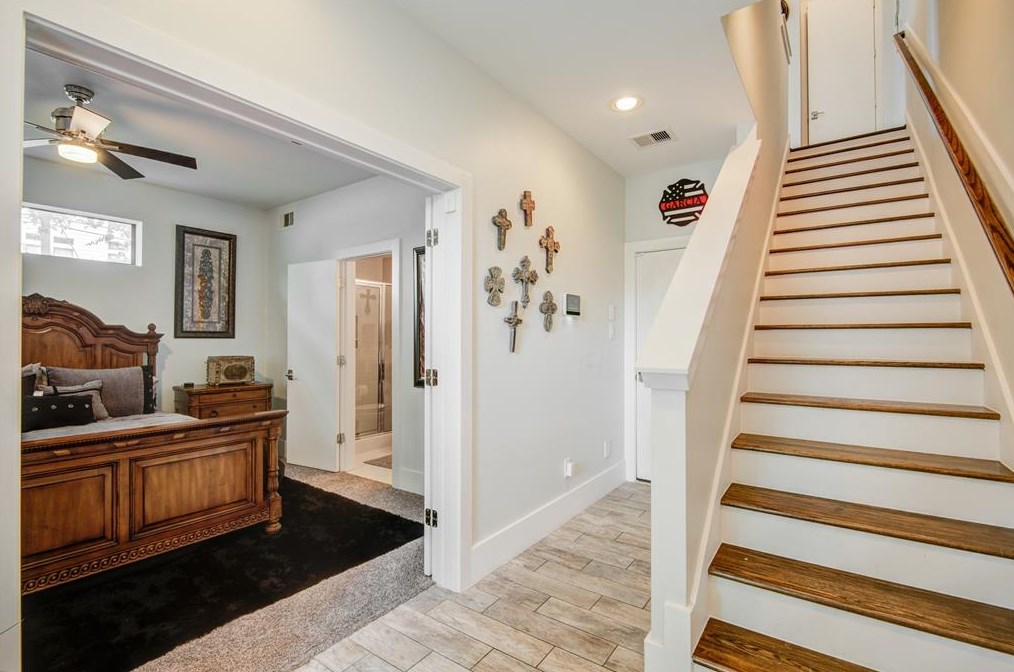 1401 Nagle St, Houston TX  77003-4533 exterior