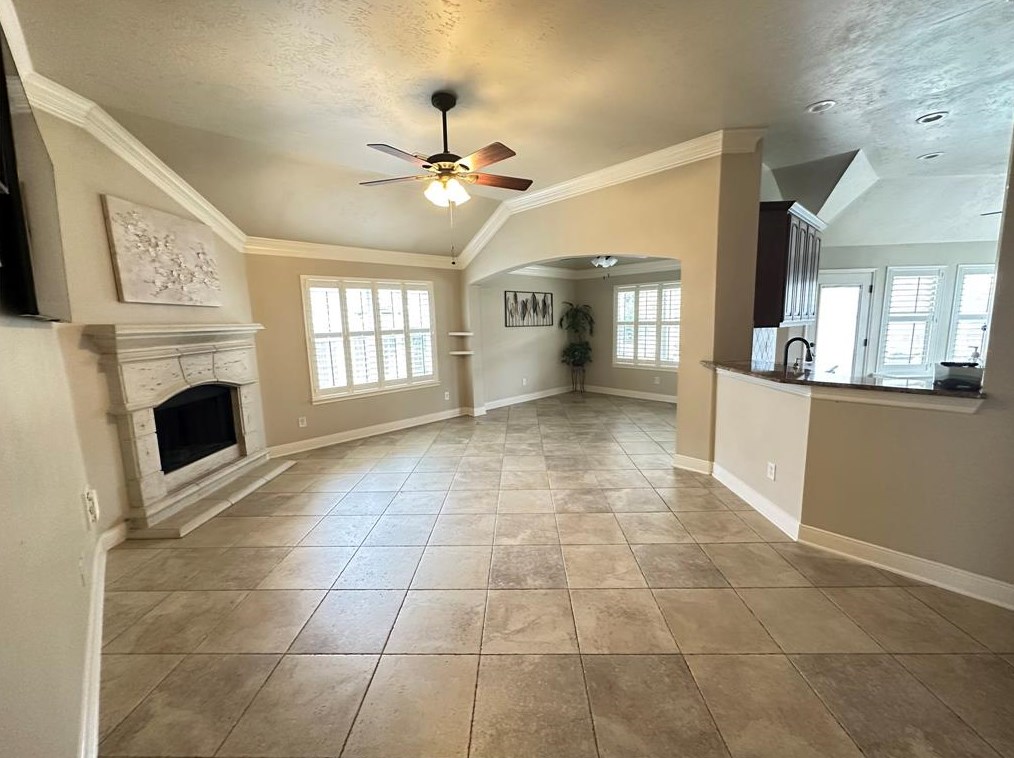 1526 Waterside Village Drive, Richmond, TX 77407