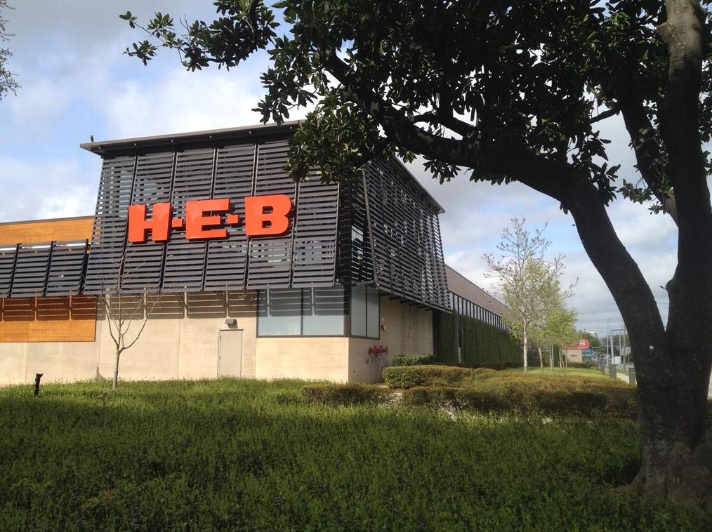 425 Marshall, Houston TX  77006-4607 exterior