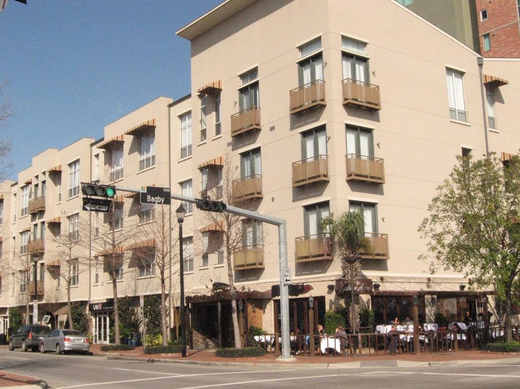 425 Marshall, Houston TX  77006-4607 exterior
