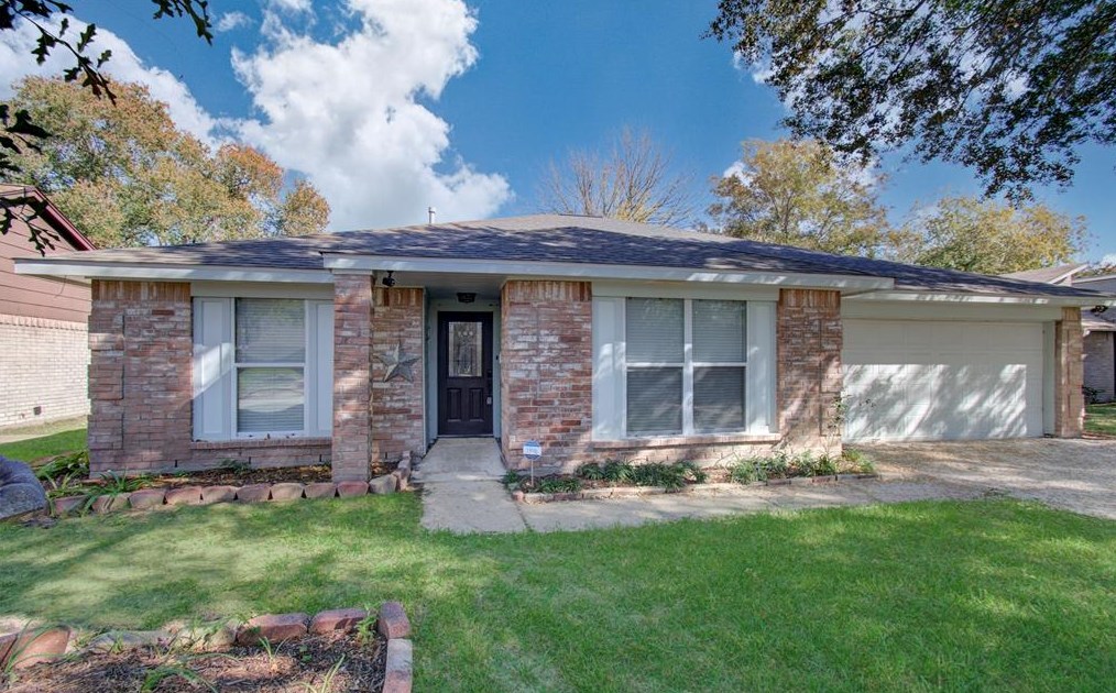 24014 Lone Elm Dr, Spring TX  77373-6337 exterior