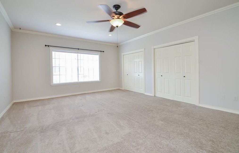 414 Wilcrest Dr, Houston TX  77042-2739 exterior