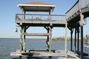 3722 Laguna Dr, Galveston, TX 77554 - Photo 2