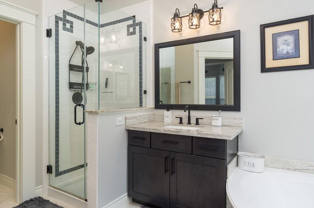 8822 Grn Castle Way, Houston TX 77095-4813 exterior