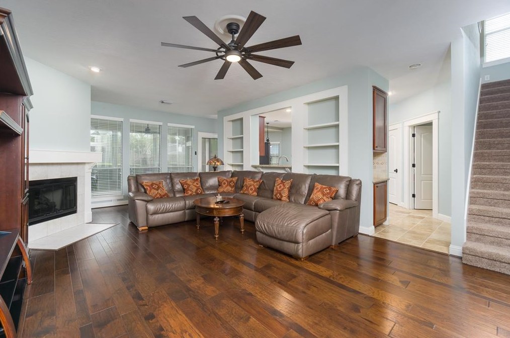 8822 Grn Castle Way, Houston TX 77095-4813 exterior