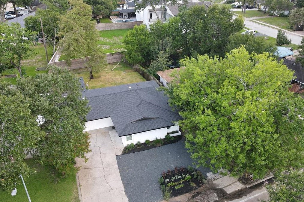 1610 Antoine Dr, Houston, TX 77055