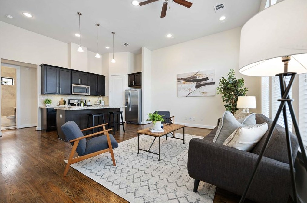 2129 Engelmohr St, Houston TX  77054-3817 exterior