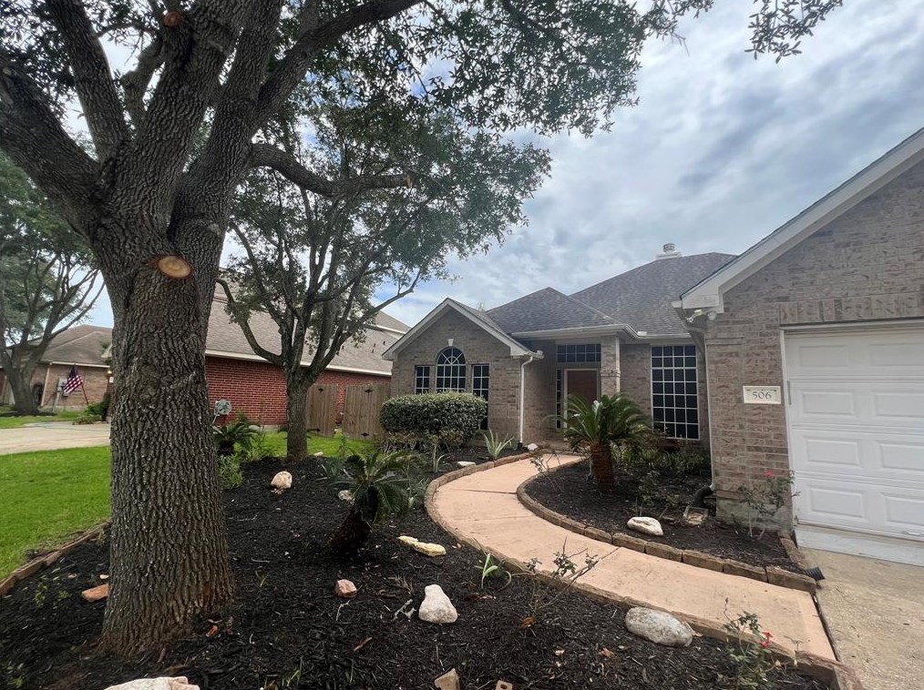 506 Cedar Point Dr, League City, TX 77573