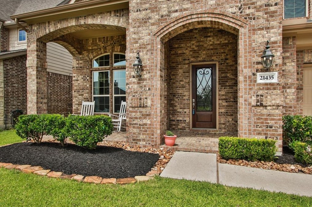 21435 Lozar Dr, Spring TX  77379-5221 exterior