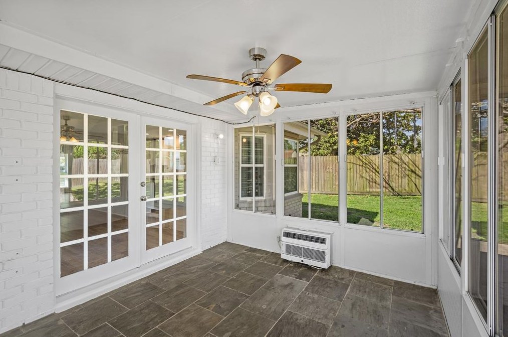 9110 Theysen Dr, Houston TX  77080-3021 exterior