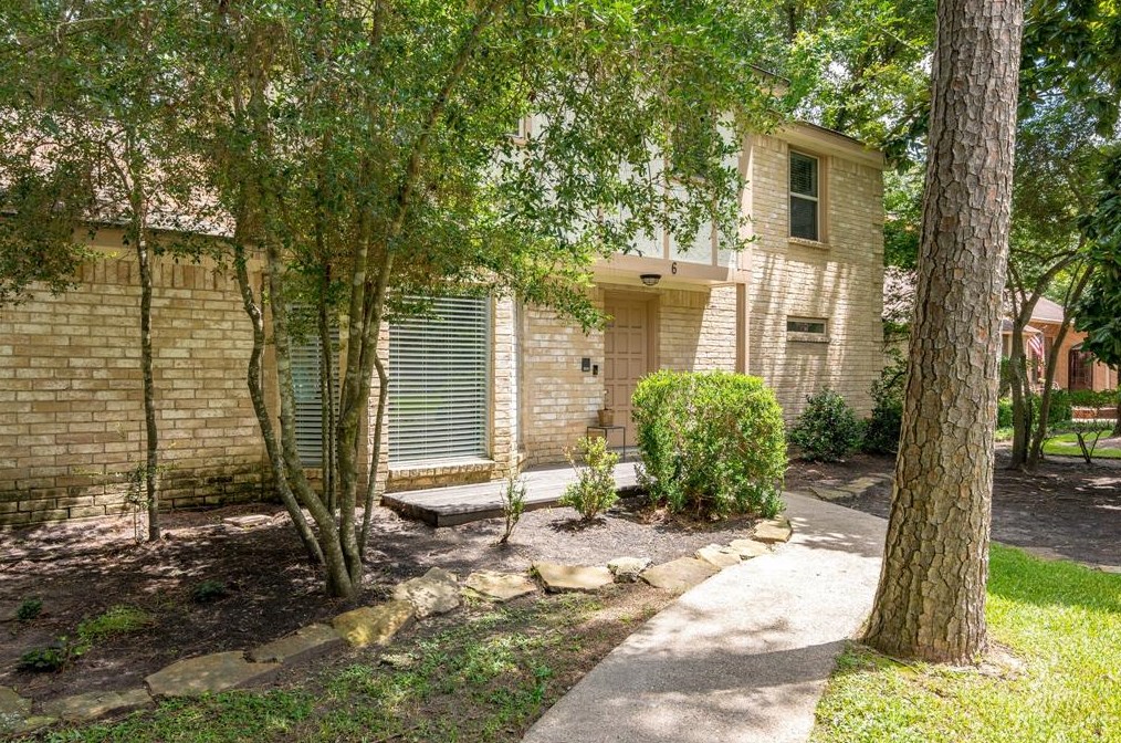 6 Willowherb Ct, Spring, TX 77380-1401