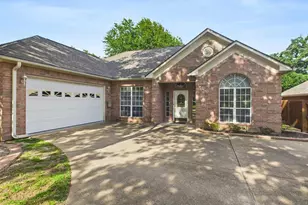 5614 Thomas Nelson Dr, Tyler, TX 75707 - Photo 2