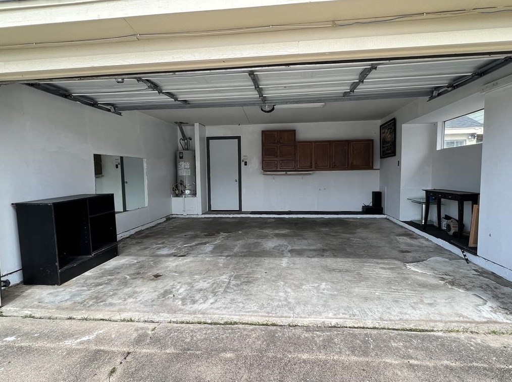 11878 Fairpoint Dr, Houston, TX 77099-5045