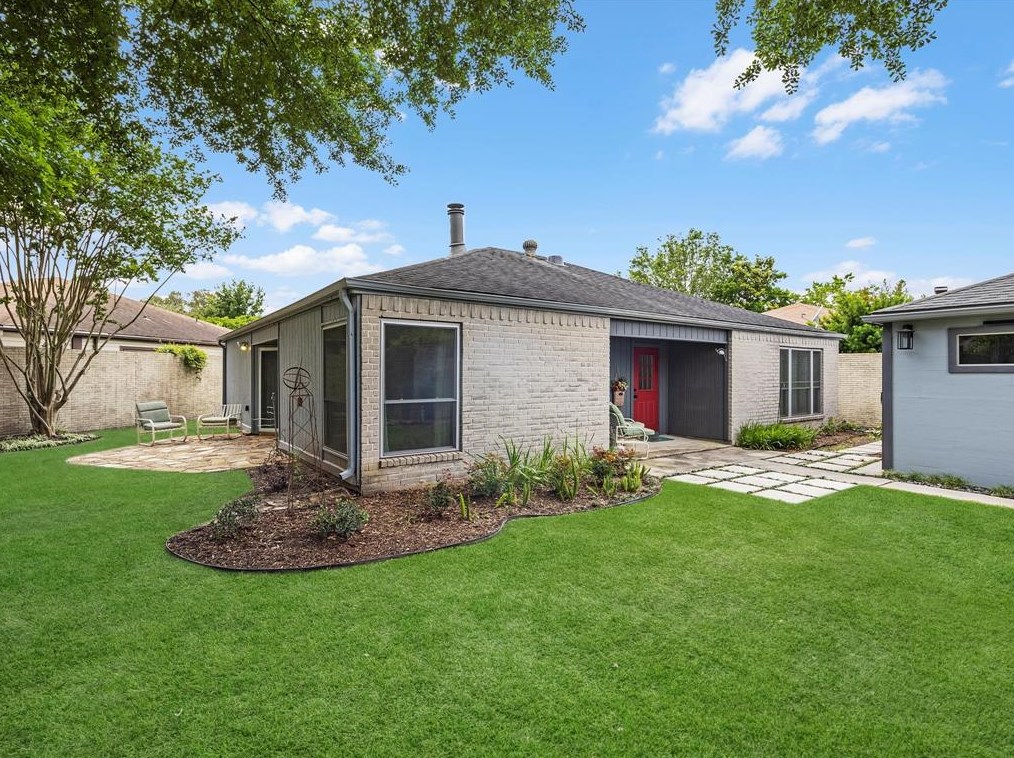 8327 Silvan Wind Ln, Houston, TX 77040