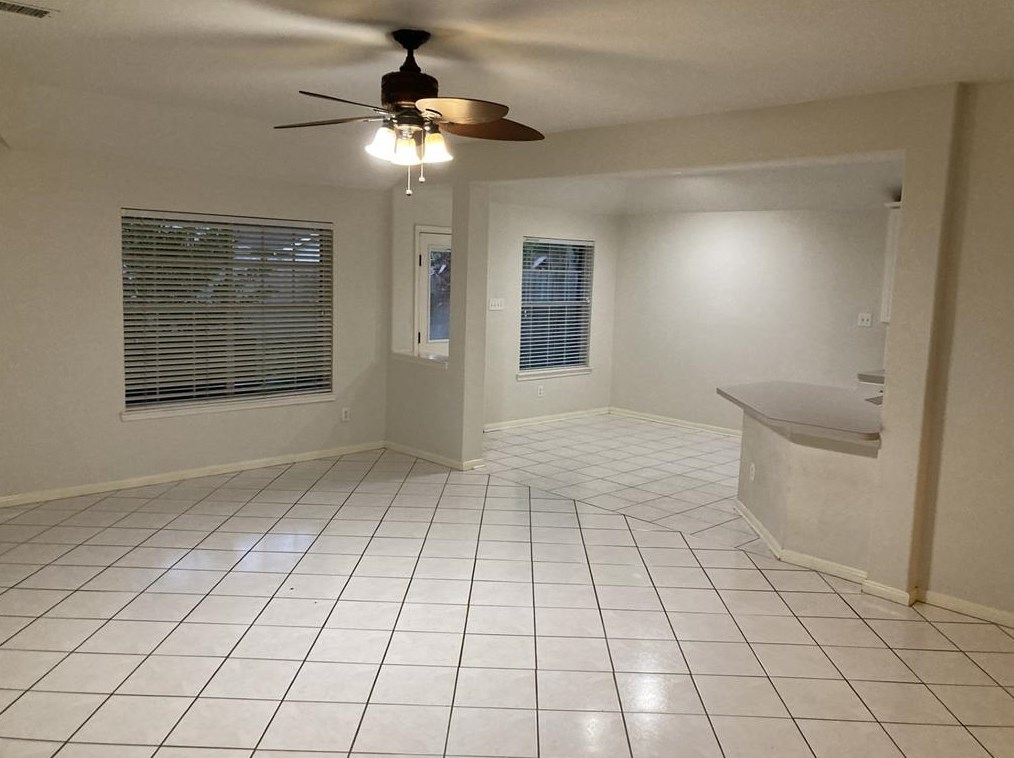 8634 Westcove Cir, Houston TX  77064-8610 exterior