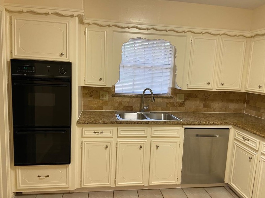 3418 Candlewisp Dr, Spring TX  77388-5227 exterior