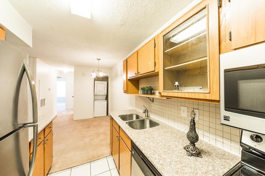 12660 Ashford Point Dr Apt 501, Houston, TX 77082