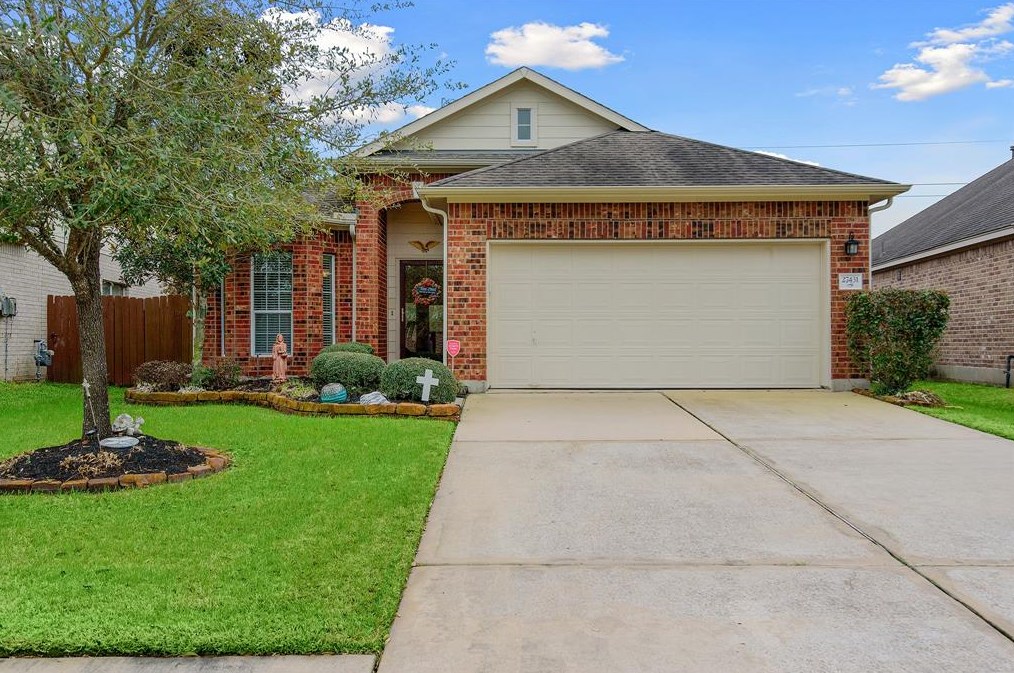 27431 Gatlin Ln, Spring, TX 77386-3749