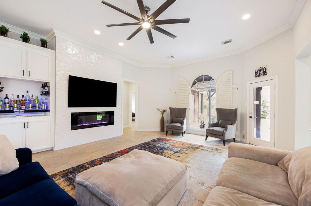 4507 Crescent Lakes Cir, Sugar Land, TX 77479-3083