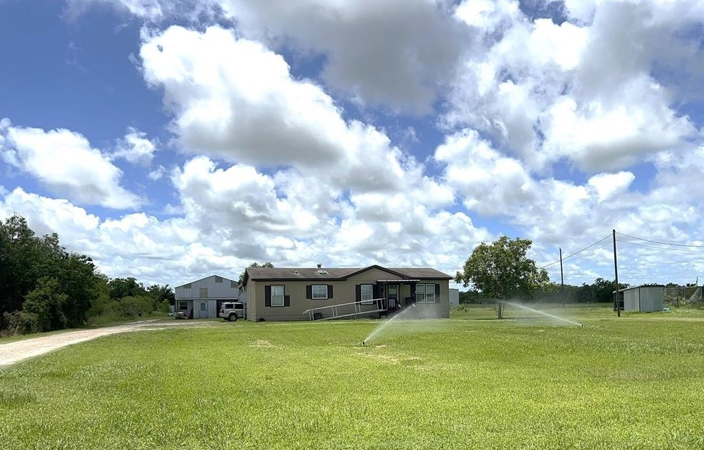 7952 Avenue C, Santa Fe, TX 77510