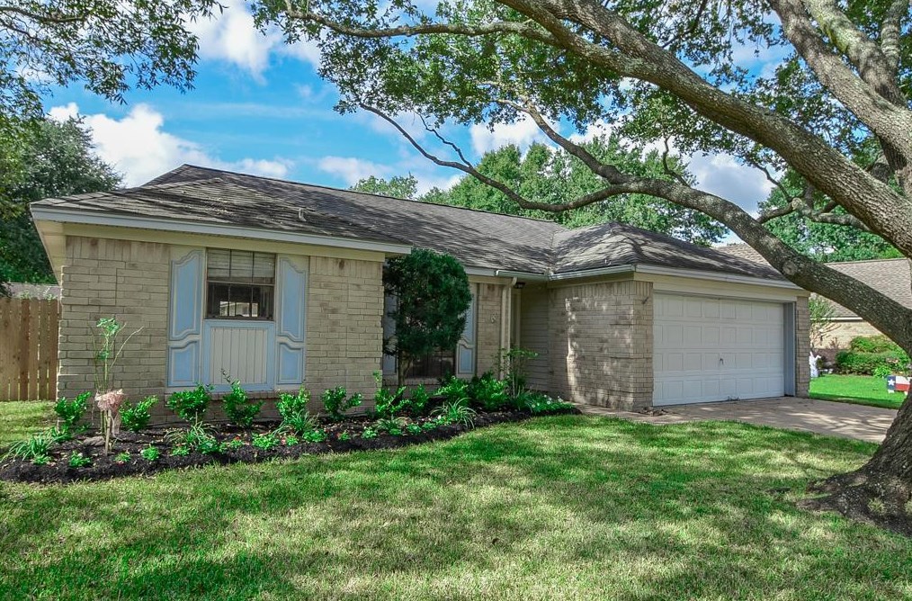 1035 Western Meadows Dr, Katy, TX 77450