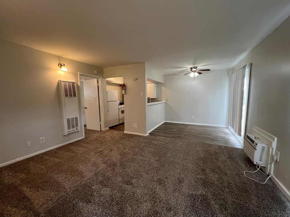 3629 N Macgregor Way #30, Houston, TX 77004