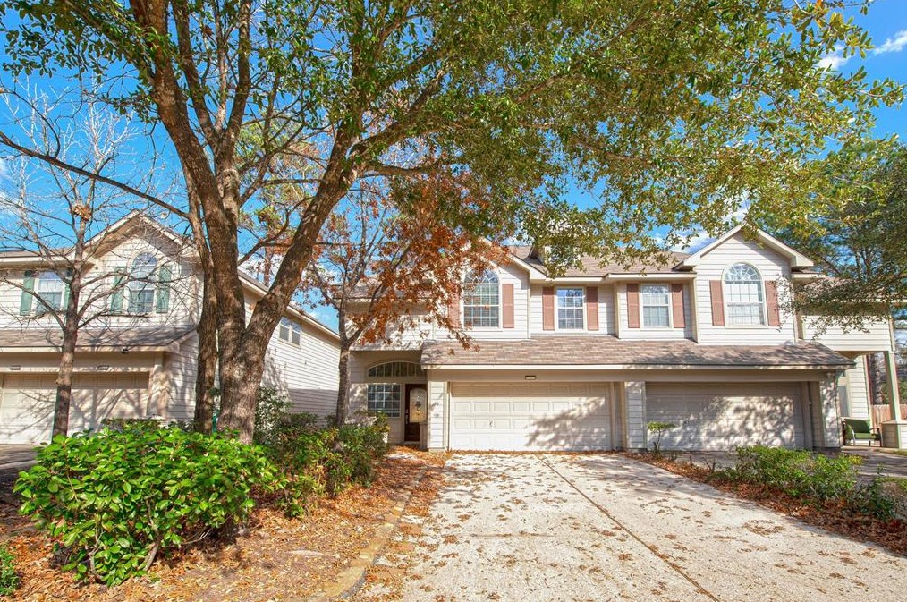 143 W Burberry Cir, Conroe, TX 77384