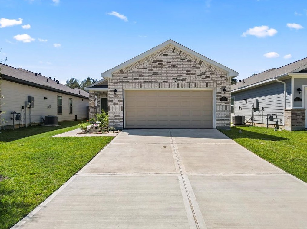 16634 Moss Ln, Porter, TX 77365