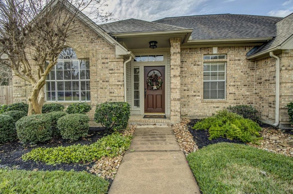17907 Fernbluff Dr, Spring, TX 77379-4072