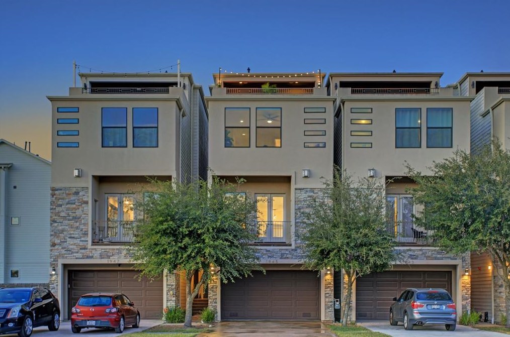 1945 W 15th St, Houston, TX 77008