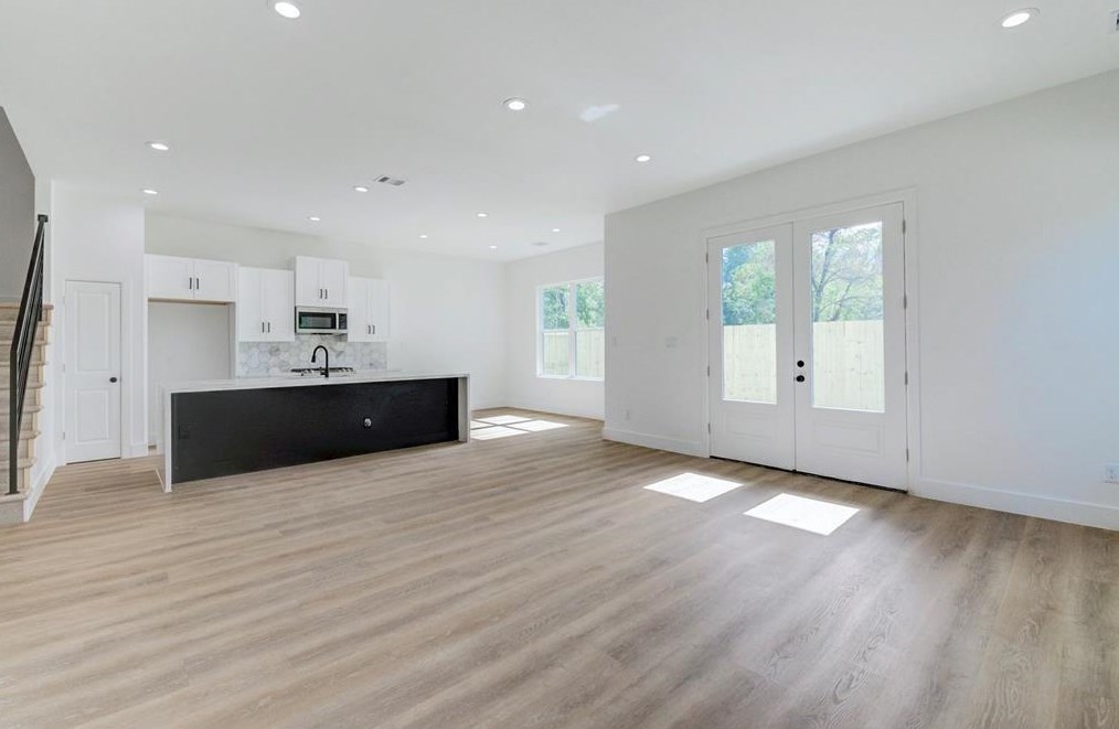 5310 Denmark St, Houston, TX 77028