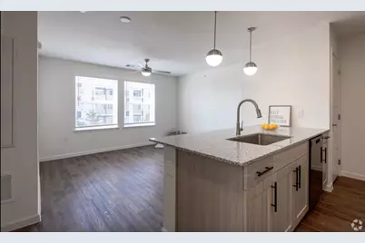 1200 W W Koenig Ln, Austin, TX 78756 - Photo 16