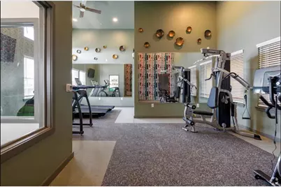 1200 W W Koenig Ln, Austin, TX 78756 - Photo 10