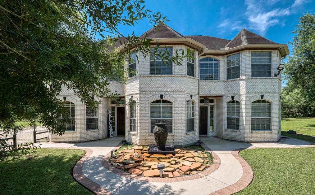 19330-a Becker Rd, Hockley, TX 77447