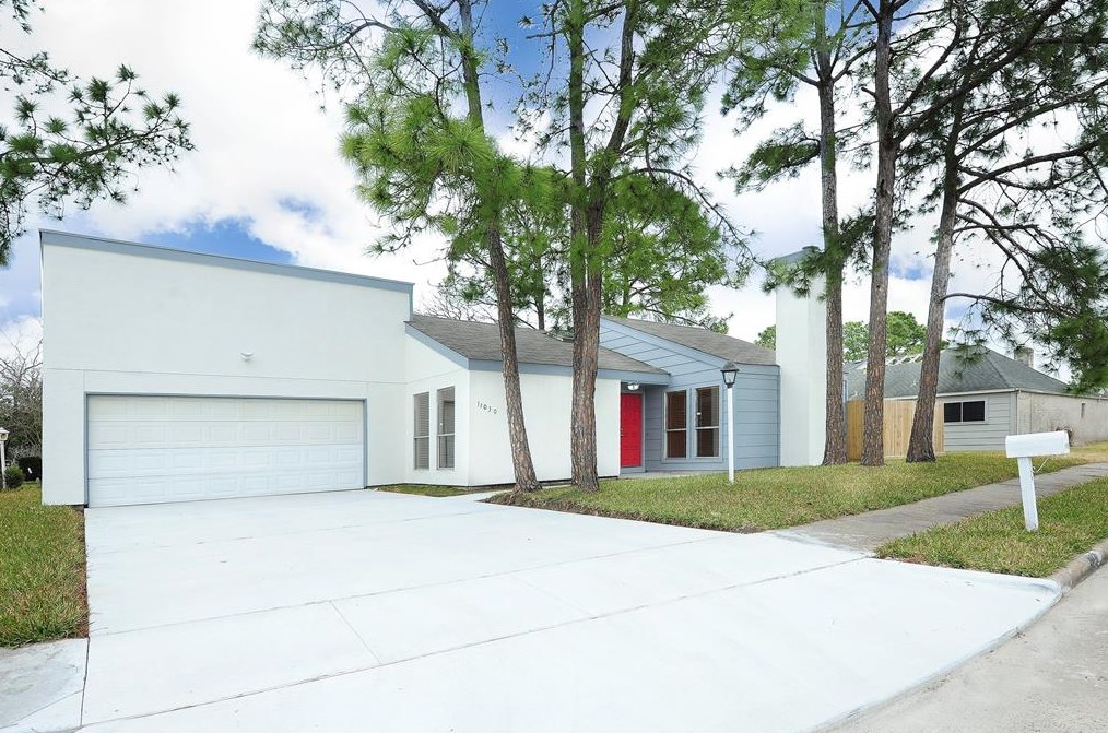 11030 Petworth Dr, Houston, TX 77072