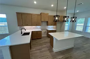 13058 Brookwood Bnd Ln, Conroe, TX 77302 - Photo 4