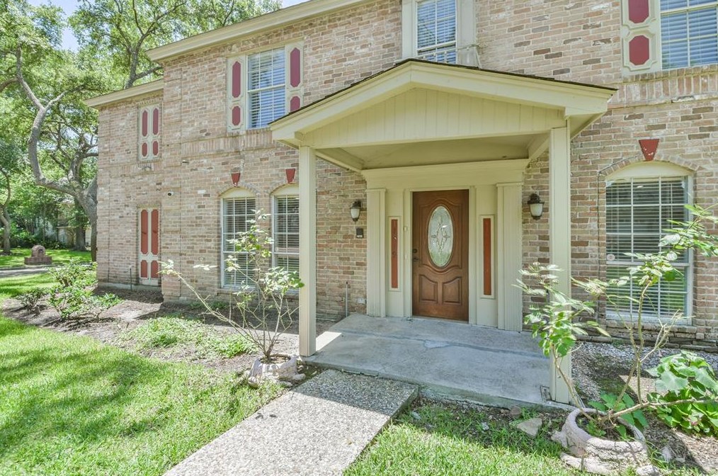 17519 Sugar Pine Dr, Houston, TX 77090-2053