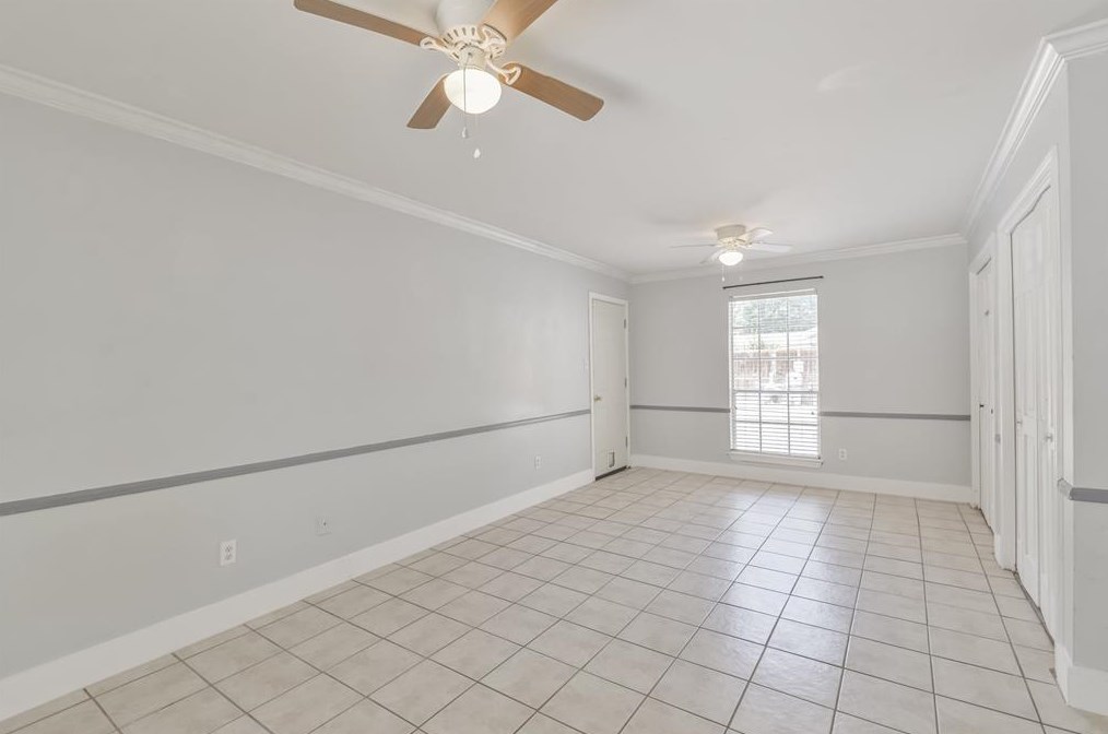 17519 Sugar Pne Dr, Houston TX 77090-2053 exterior