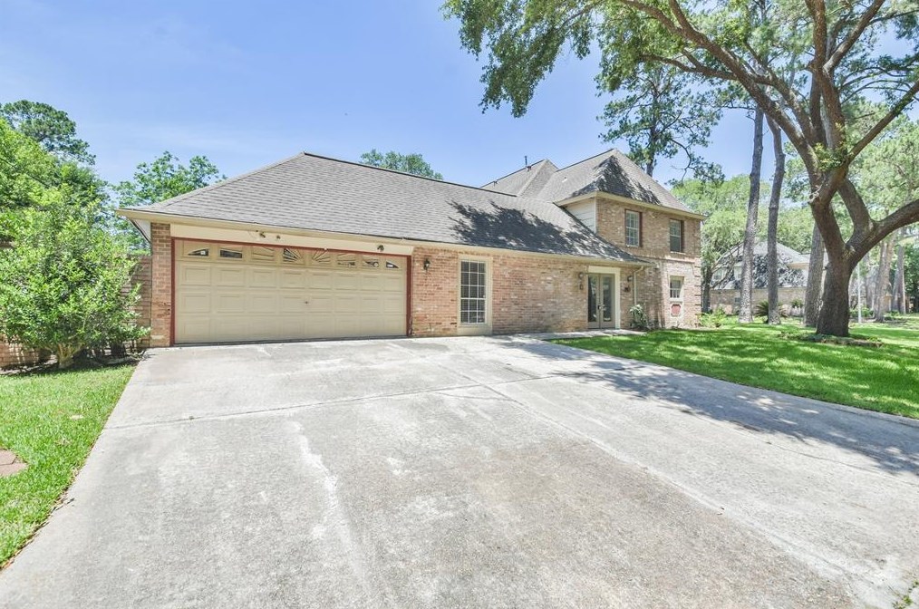 17519 Sugar Pne Dr, Houston TX 77090-2053 exterior