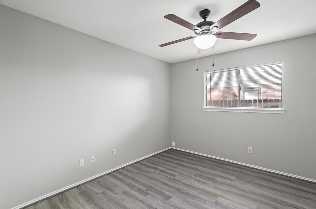 2514 Knollbrook Ln, Spring TX  77373-9127 exterior