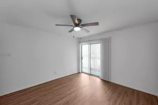 2100 Wilcrest Dr, Houston, TX 77042 - Photo 16