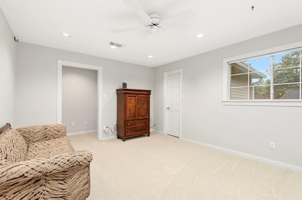 16107 Parish Hall Dr, Spring TX 77379-6631 exterior