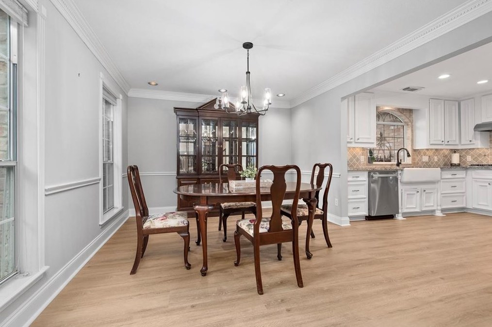 16107 Parish Hall Dr, Spring TX 77379-6631 exterior