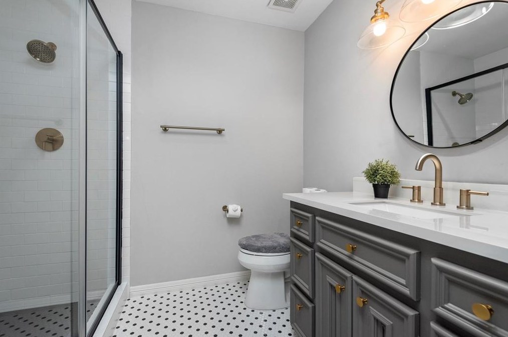 16107 Parish Hall Dr, Spring TX 77379-6631 exterior