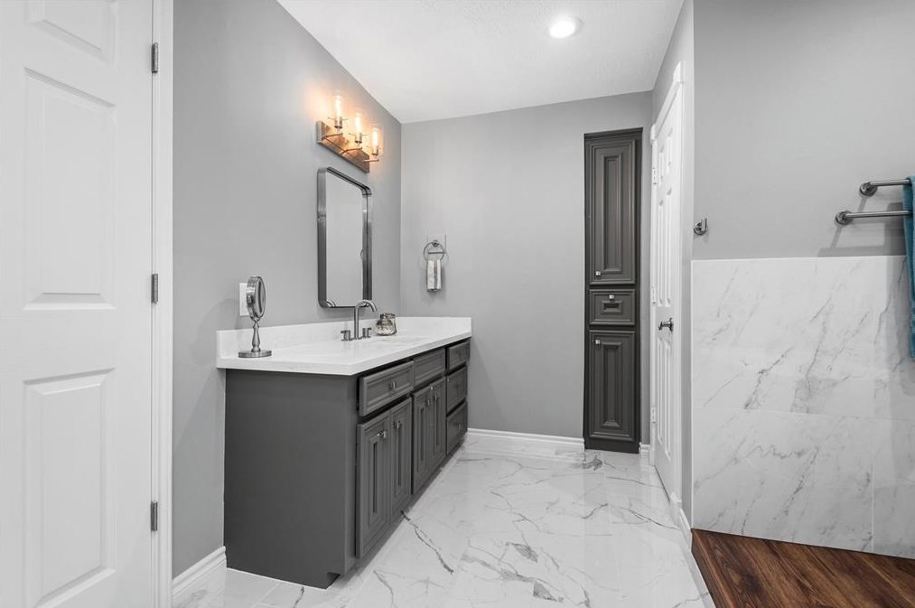 16107 Parish Hall Dr, Spring TX 77379-6631 exterior