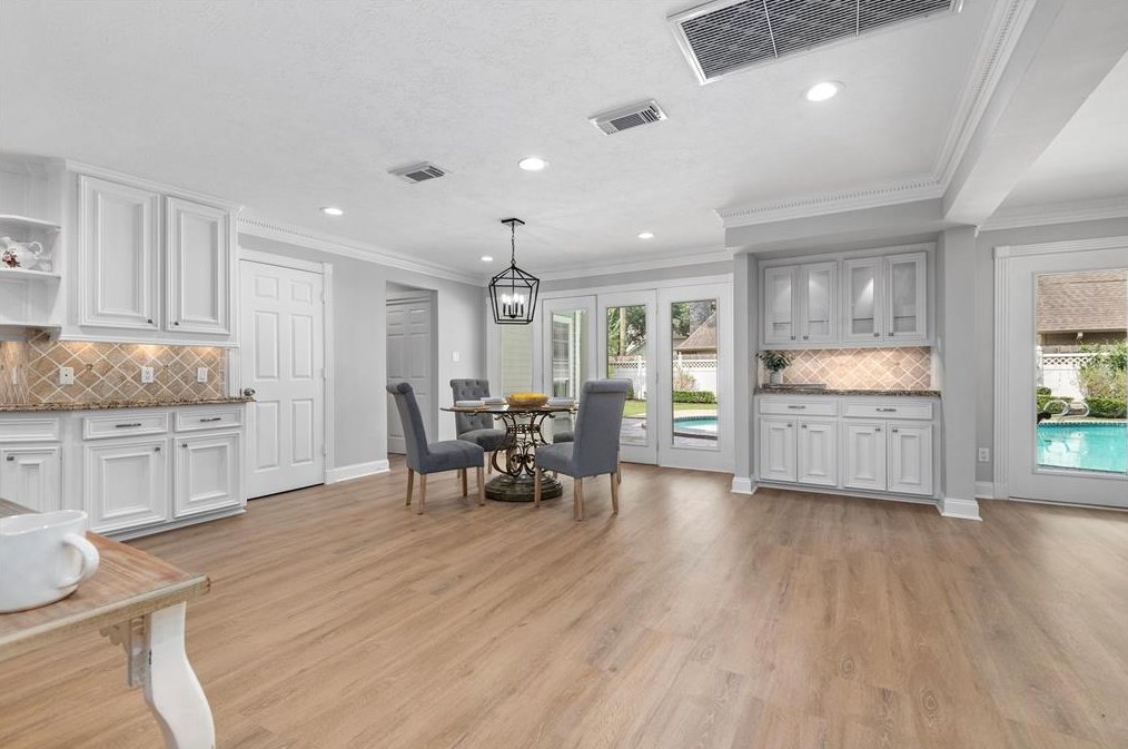 16107 Parish Hall Dr, Spring TX 77379-6631 exterior