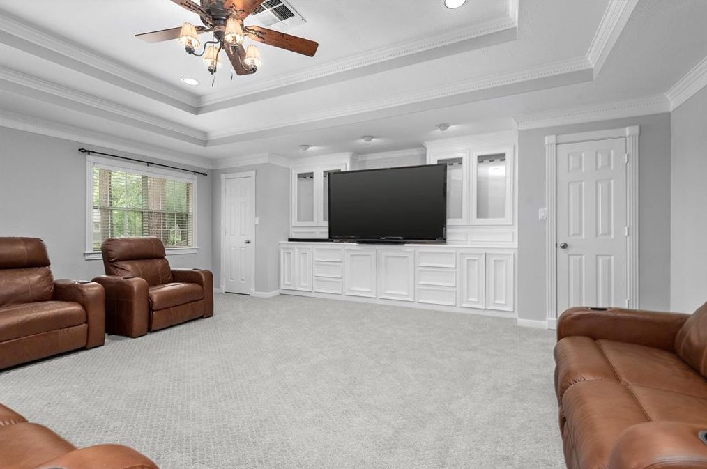 16107 Parish Hall Dr, Spring TX 77379-6631 exterior