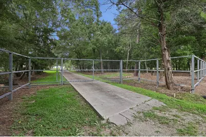 3533 Fm 563, Anahuac, TX 77514 - Photo 46